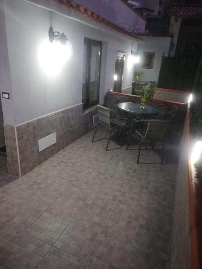 Maremonti Apartments Castellammare di Stabia Extérieur photo