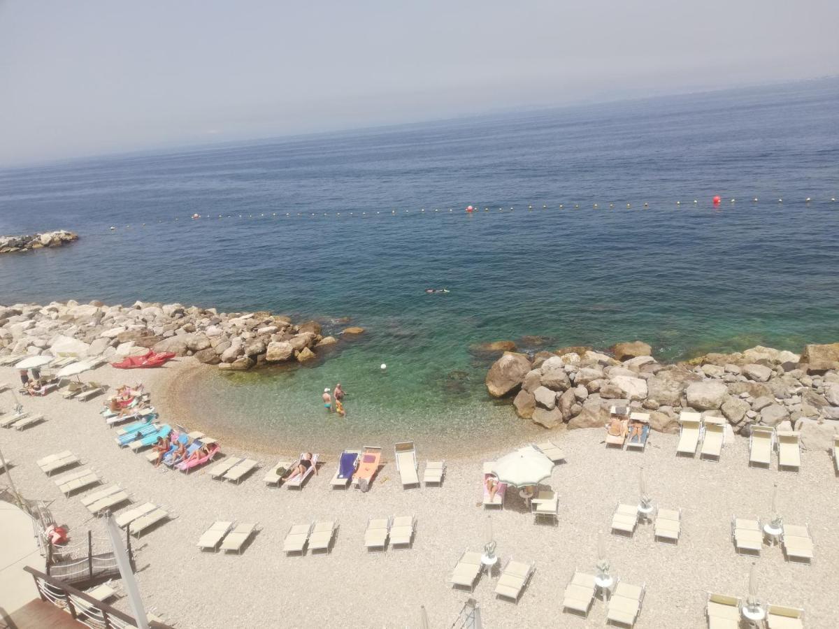 Maremonti Apartments Castellammare di Stabia Extérieur photo